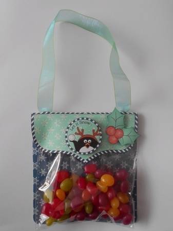3D Xmas Pip Penguin Gift Bag Mini Kit by BECCY WILTON