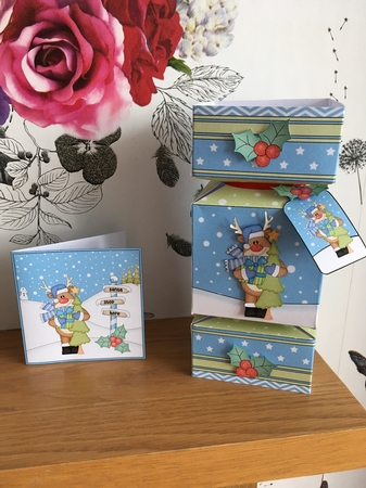 3D Large Christmas Cracker Box -  Rudolph has an Xmas Tree by BECCY WILTON