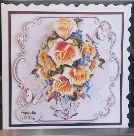 Yellow Roses Vase Mini Page Kit  by Benita Jenkinson