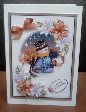 Lace Christmas 116 by Benita Jenkinson