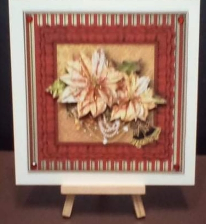 Golden Christmas - Frilly Frame Card Mini Kit by Benita Jenkinson