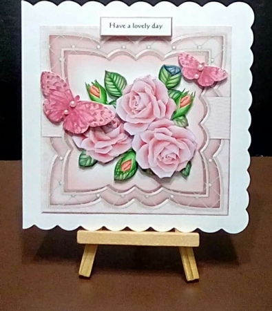 Scallop Vintage Roses Mini Kit by Benita Jenkinson