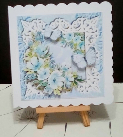 Lovely Flowers Mini Kit by Benita Jenkinson
