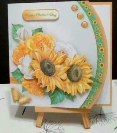Sunflowers and Roses - Rounded Offset Card Mini Kit by Benita Jenkinson