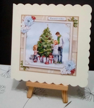 Round the tree by Benita Jenkinson