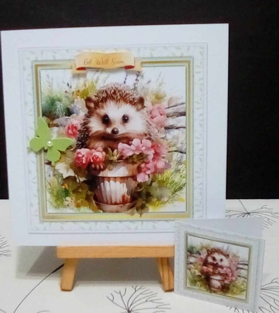 8x8 Mini Kit, Beautiful Hedgehog Toppers by Benita Jenkinson