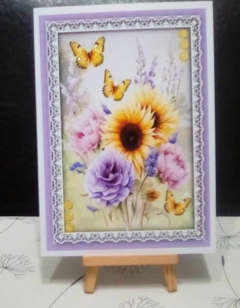 6, A5 , Beautiful Quick Cards With Inserts, Roses, Sunflowers and Wild Flowers by Benita Jenkinson