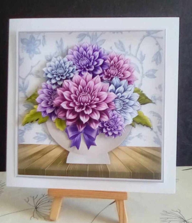 Dahlia Bouquet Mini Kit by Benita Jenkinson
