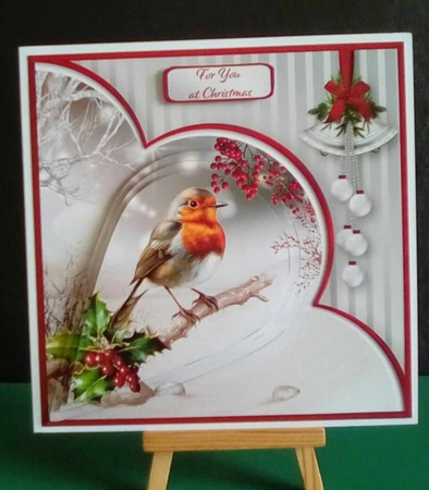 Robin in the Snow - Teardrop Pyramid Card Mini Kit by Benita Jenkinson