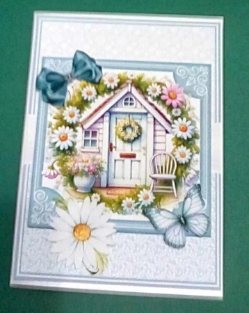 SPRING DAISY by Benita Jenkinson