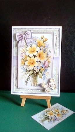 cup1389900_58488 - Beautiful Blooms With Set Of 4 Toppers