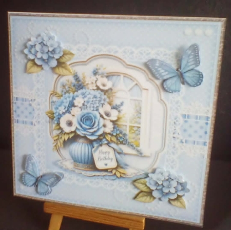 Gorgeous Bouquet In Window 7x7 Mini Kit by Benita Jenkinson