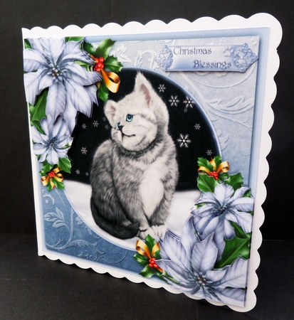 The Christmas Kitten Featured Gallery Photo
