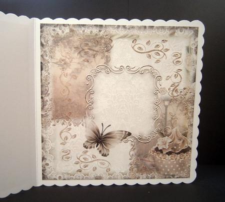 Vintage Style Cupcake Insert by Bernie Mclaughlin