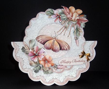 Fleur De La Foret Scallop Wobble Card Mini-kit by Bernie Mclaughlin