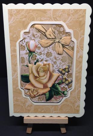 Beautiful Gold Rose Topper by Bettina Keis Jensen