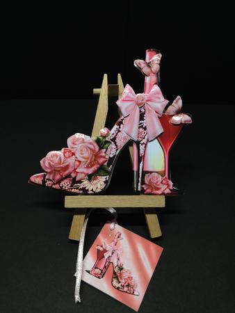 Champagne and Shoes Shaped Card Kit by Bettina Keis Jensen