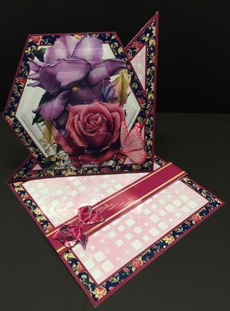 Twisted Easel Kit - Heritage Roses by Bettina Keis Jensen