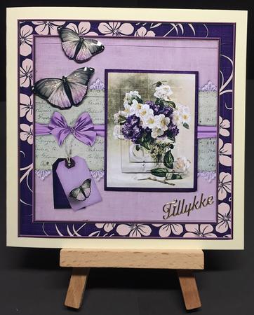 Cardtopper Vintage White and Purple Flower 437 by Bettina Keis Jensen