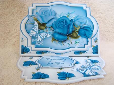 Blue Bouquet Shaped Easel Card Mini Kit by Beverly Carmichael
