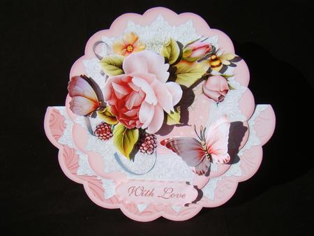 Country Roses Scallop Wobble Card Mini-kit by Beverly Carmichael