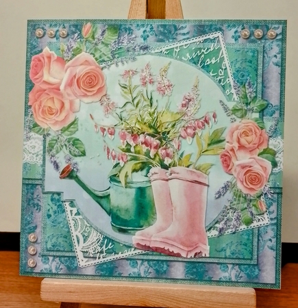Shabby Lace Florals 12: Summer Garden 5 x 5 Quick & Fold Card with Sentiments by BILLYBOB M 