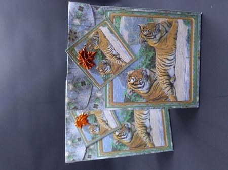 JJ FRIENDS FOREVER TIGERS PINCHBAG AND TAG by cari seybolt-ruiz