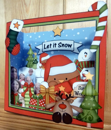 3D Christmas Diorama Shadow Box Card Mini Kit - Bobbin Robin has an Xmas Cracker by CAROL LODGE