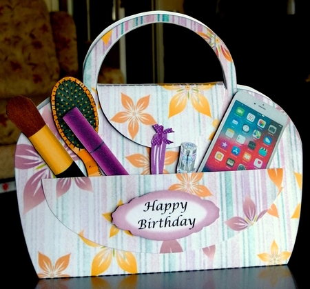 Handbag card 9 with accessories by CAROL LODGE