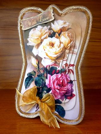 Beautiful Vintage Roses Shaped Card Mini Kit by CAROL LODGE