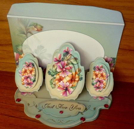 Fluers De La Foret 2 by CAROL LODGE
