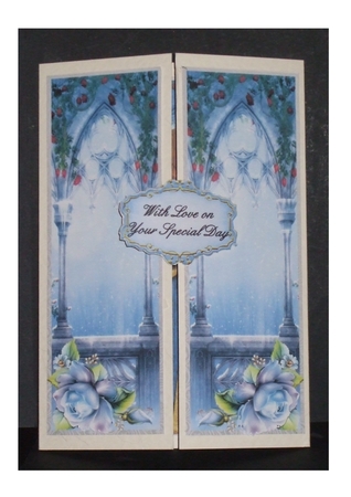 Golden Gothic Girl - Gatefold Card Minikit by Carol Pulford