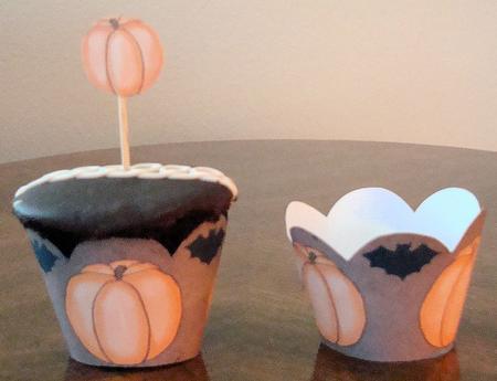 Cupcake Wrappers - Halloween by Carol Wilshire