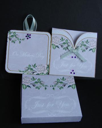 Lilac Roses Mothers Day Mini Pocket Card & Keepsake Box Kit by Carolyn Norris