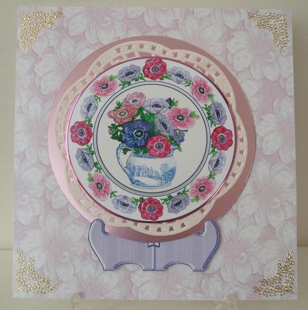 Anemone Plate Card & Stand with 5 x Sentiments & Gift Tag by Michelle Sharpe