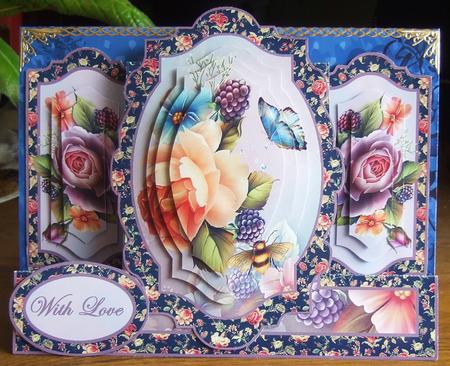 Layered Centre Stepper - English Roses by Chris Keys