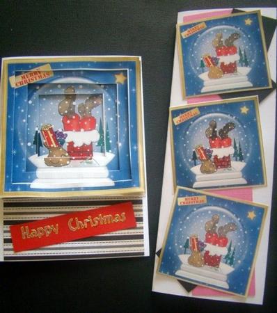 Cute Robins - Christmas Snowglobe Tunnel Topper by Chris Williams