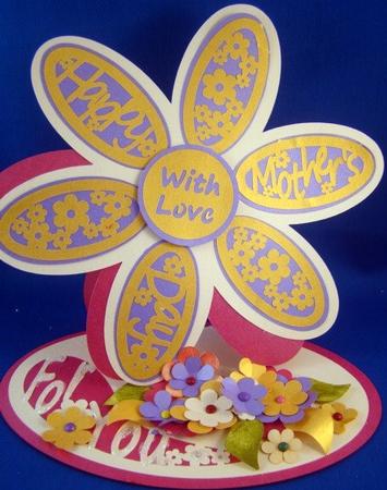 Daisy For You Twisted Easel Mother's Day Card // by Chris Williams