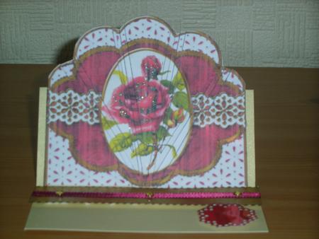Red Rose Anglaise Scallop Deco Stacker by Chrissy Rowe