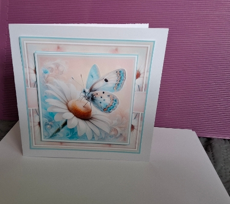 Pastel Daisy Flutter Mini Kit by Christine Garner