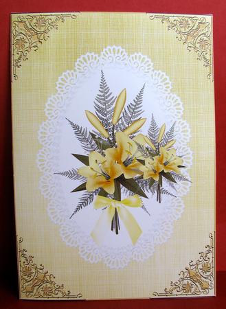 A5 Quick Make Lemon Lily Card by Christine Pagan