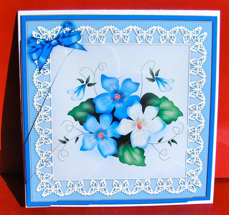 Pretty Viola Quick Card with Fan Pyramage Topper by Christine Pagan