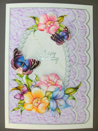 Flowers on a Pearlframe by Christine Sutton