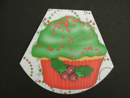 Christmas Cupcake Wobble Card by Christine Sutton