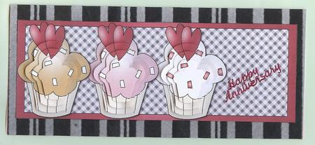 Valentine's Cupcakes Large Dl Multipyramid by Christine Dixon