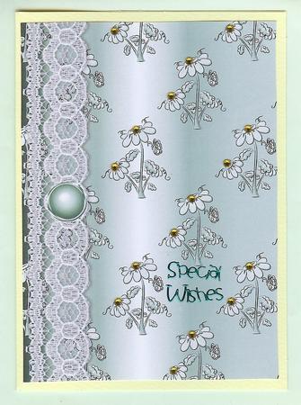 Daisy Splash 'n Lace in Green by Christine Dixon