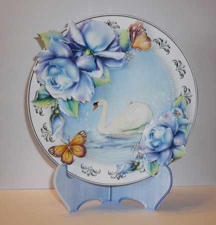 Porcelain Swan Plate Card Kit by Cornelia Orgahs