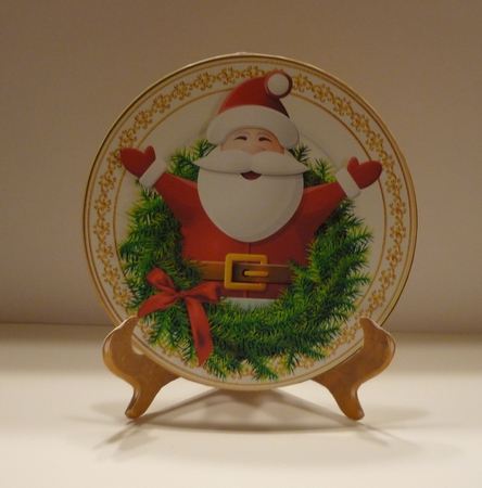 Christmas Plate with Stand Mini Kit.6 by Cornelia Orgahs