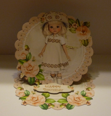 Sweet Little Coffee and Cream Scalloped Round Easel Card Mini Kit  by Cornelia Orgahs