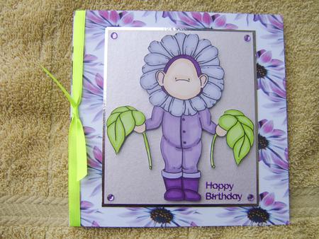 Osteo Daisy Backing Paper by Corrine Penhale